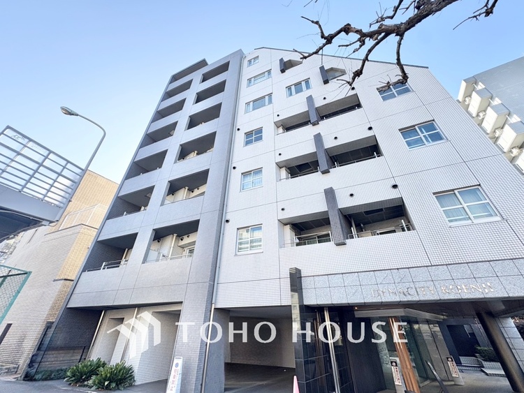 外観 【APPEARANCE】◆陽光◆が差し込む。この開放的な空間に家族の笑顔が集う。家族が一緒に過ごす空間は明るく、そして居心地よく。