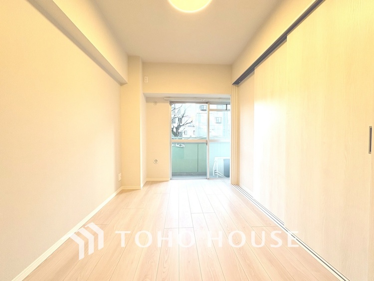 内装 【PRIVATE ROOM】◆属毛離裏◆子は父を手本とし、母に愛育されて成長する。家族の深い繋がり。いつまでも大切にしたい。