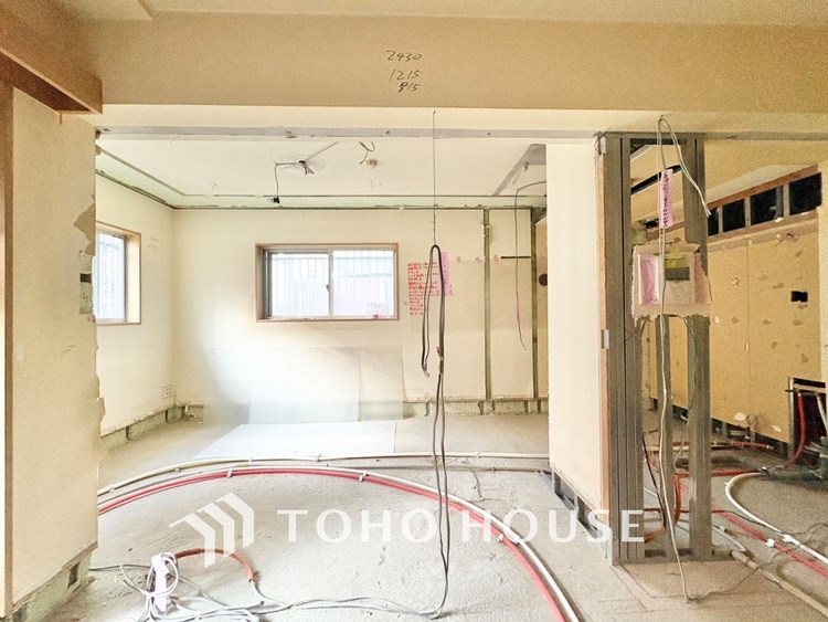 内装 現在改装中◆家族◆愛する家族を一目で見渡せる。家族が集う空間。永遠に続く幸せな毎日を、ここで。