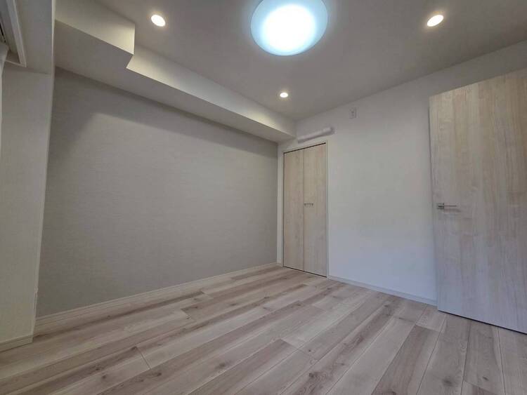 その他 清かで艶やかな時間をもたらしてくれる室内です。