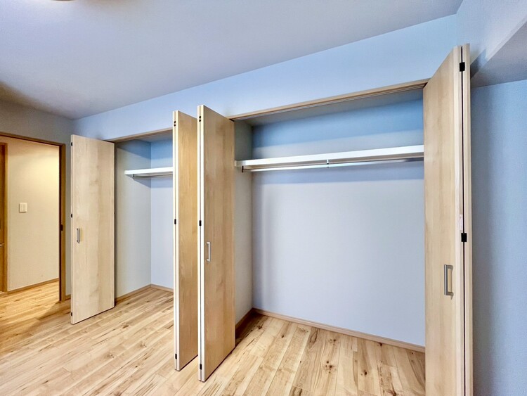 その他 収納スペースが付いていて、お部屋を広く使っていただけます。