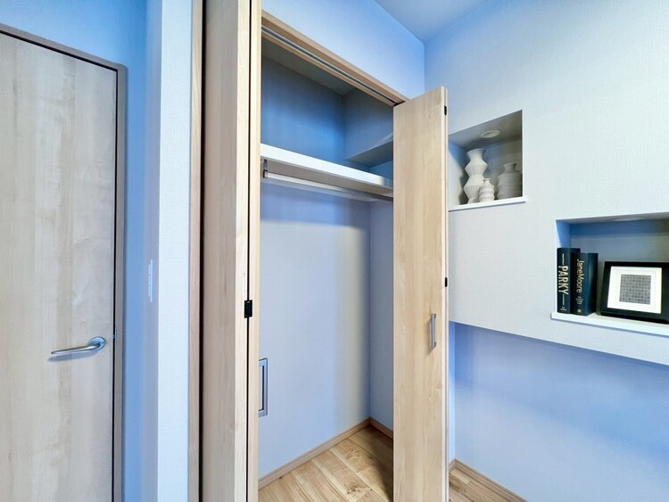 その他 家電やスーツケース、ストック品など何でも片付く嬉しい空間です。