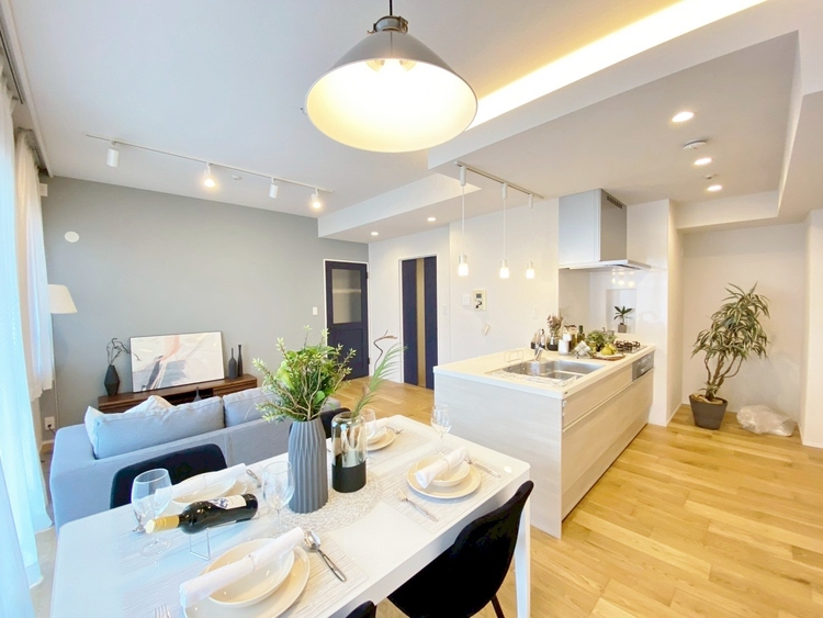 その他 シンプルな内装と偏り過ぎないデザインで統一しました。