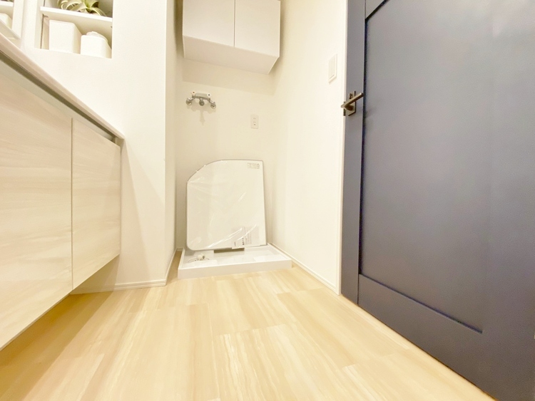 その他 十分な広さの脱衣所。