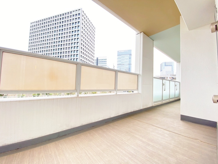 その他 朝の澄んだ空気や、夕方に吹く清々しい風を感じられるバルコニー。