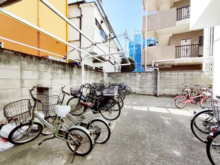 その他 駐輪場も綺麗に整頓されています。※空き状況は都度ご確認下さい。