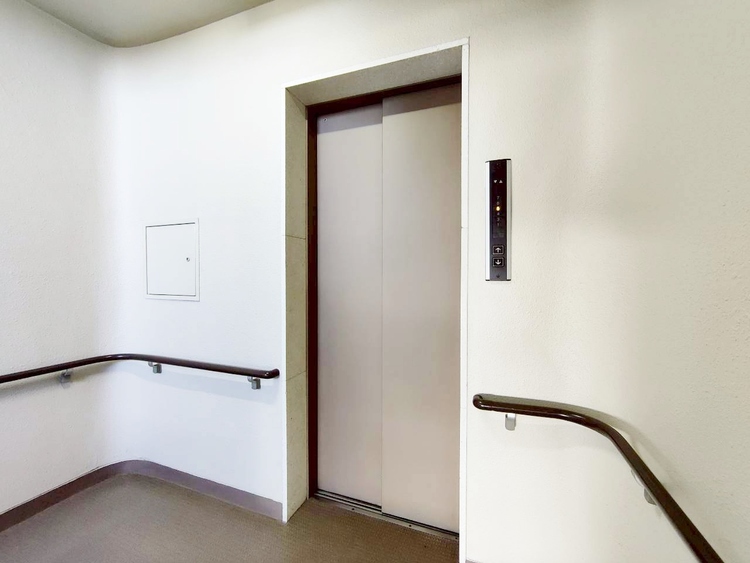 その他 エレベーター完備のため荷物が多くなっても安心。