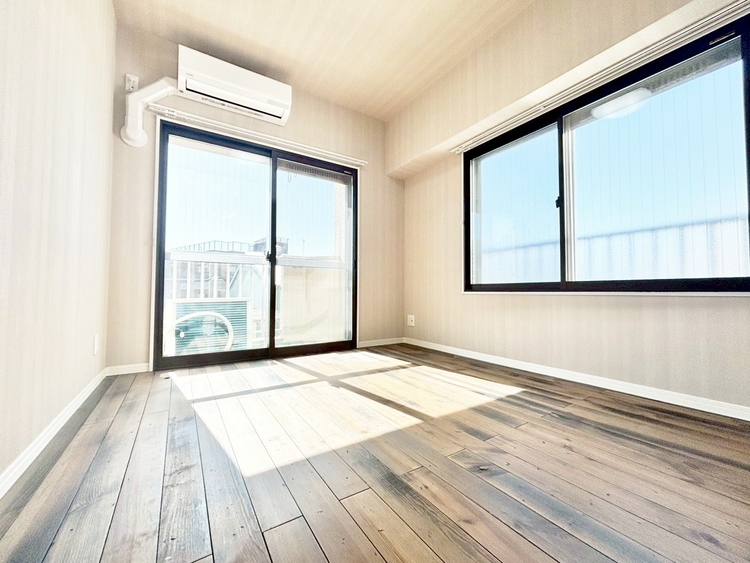 その他 清かで艶やかな時間をもたらしてくれる室内です。