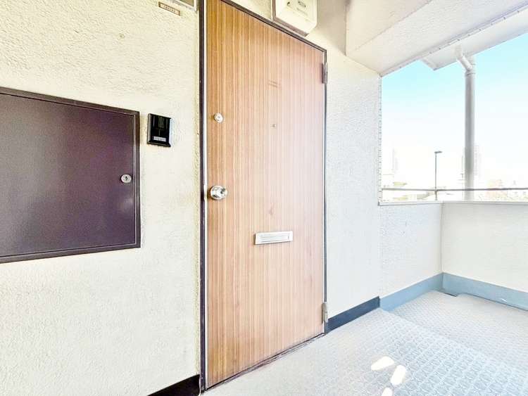 その他 清潔感のある落ち着いた雰囲気の玄関です。