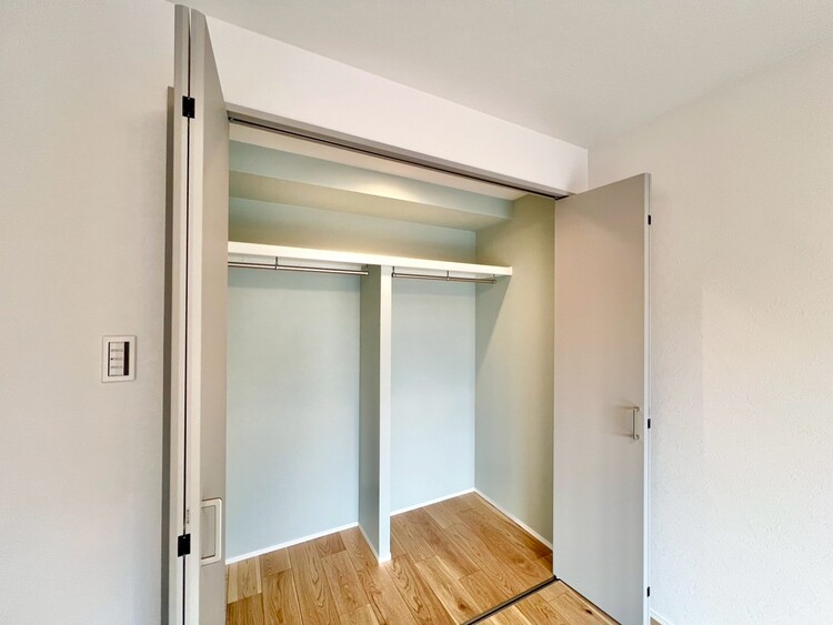 その他 収納スペースが付いていて、お部屋を広く使っていただけます。