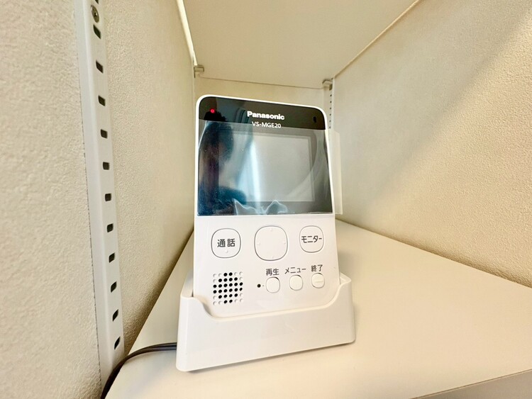 その他 誰が来てもわかる様にモニター付きインターホンを設置。