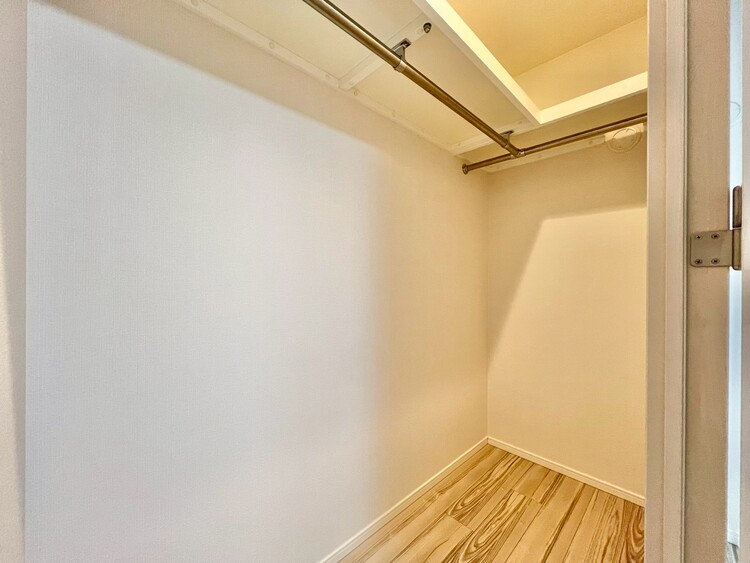 その他 収納スペースが付いていて、お部屋を広く使っていただけます。