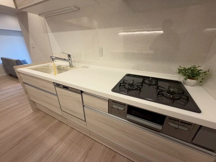 その他 開放感のあるキッチンスペース。調理をしながら、会話も弾みそうですね。