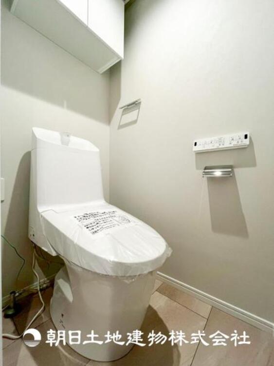 トイレ 【トイレ】大切な1人時間。寛ぎだけではない、快適な生活を送る為に必要なもの。毎日使う場所だから、より快適な空間に仕上げられています。