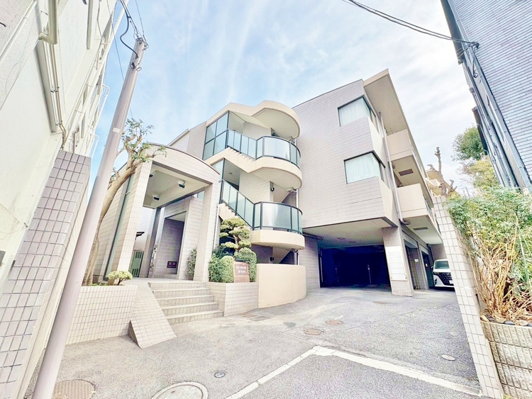 外観 資料には掲載していない情報が、現地にはたくさんあります。是非一度、現地をご確認ください。