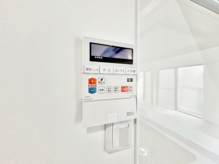 設備 見やすい画面で操作しやすい給湯パネルです。