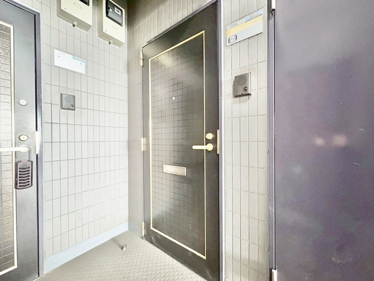 玄関 玄関を開ければ、そこは安らぎのご自宅。