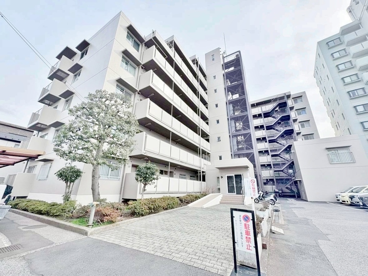 外観 資料には掲載していない情報が、現地にはたくさんあります。是非一度、現地をご確認ください。