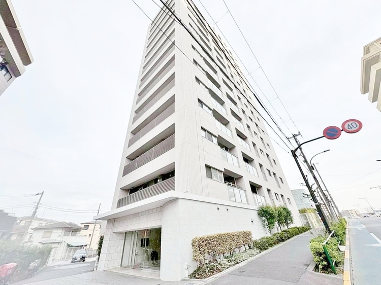 外観 現地に足をお運びいただいた際には、周辺散策などをお勧めいたします。