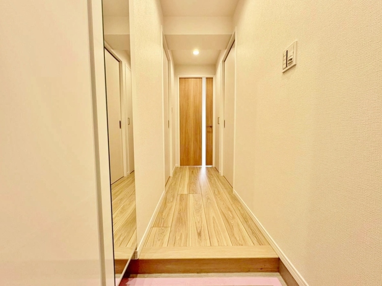 玄関 シューズボックスを完備した玄関です。