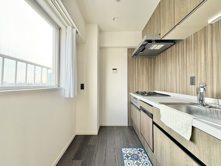 キッチン 洗練されたスタイリッシュなデザイン性と使いやすさを備えた仕様。