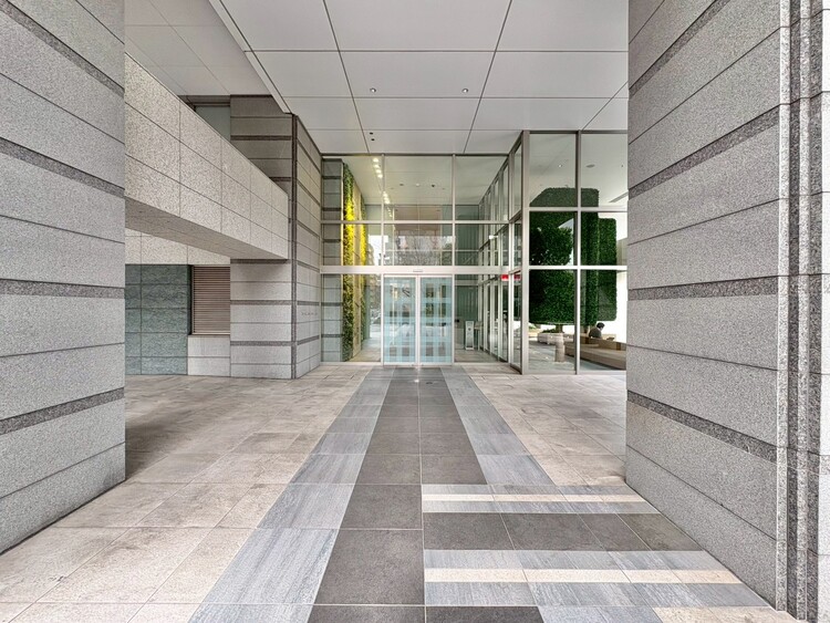 エントランス 外と内をつなぐエントランスは、まさに顔となる場所。