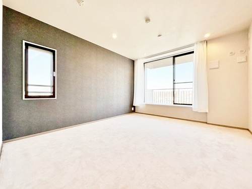 草加パーク・ホームズの物件画像