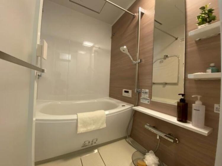 風呂 ゆったりとした広さで、毎日のバスタイムを心地よくお楽しみいただけます。