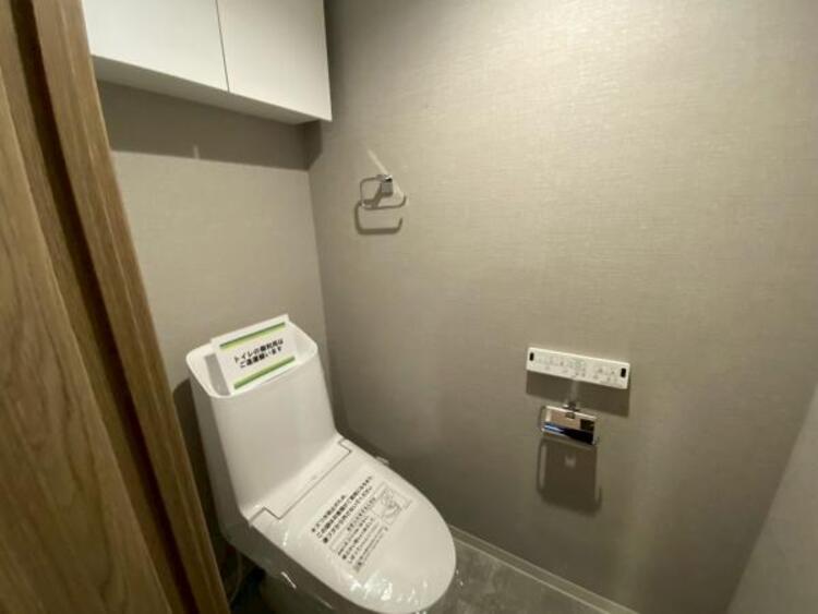 トイレ 清潔感のあるシンプルで使いやすいトイレです。