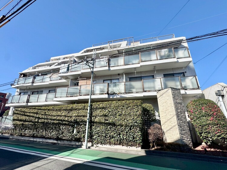 その他 飽きのこないシンプルモダンな外観です。