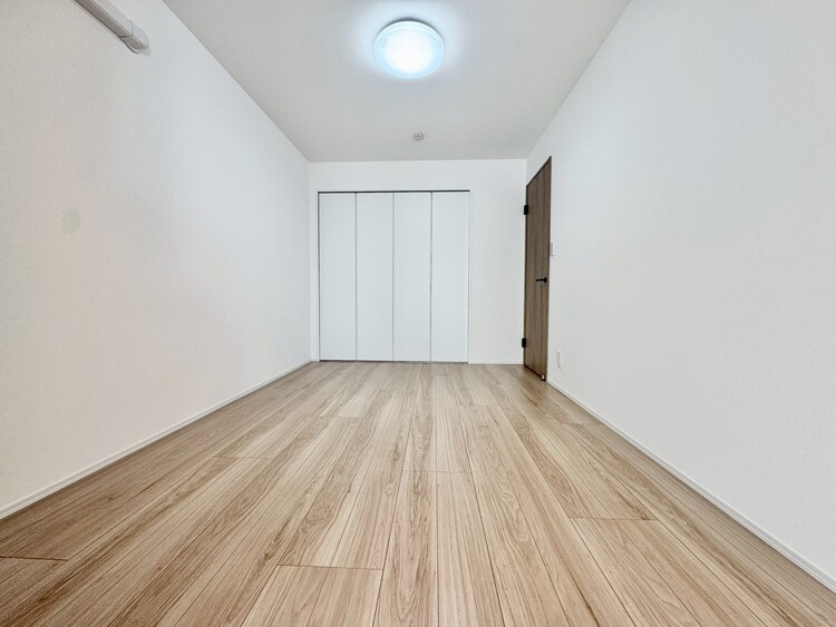 その他 清かで艶やかな時間をもたらしてくれる室内です。