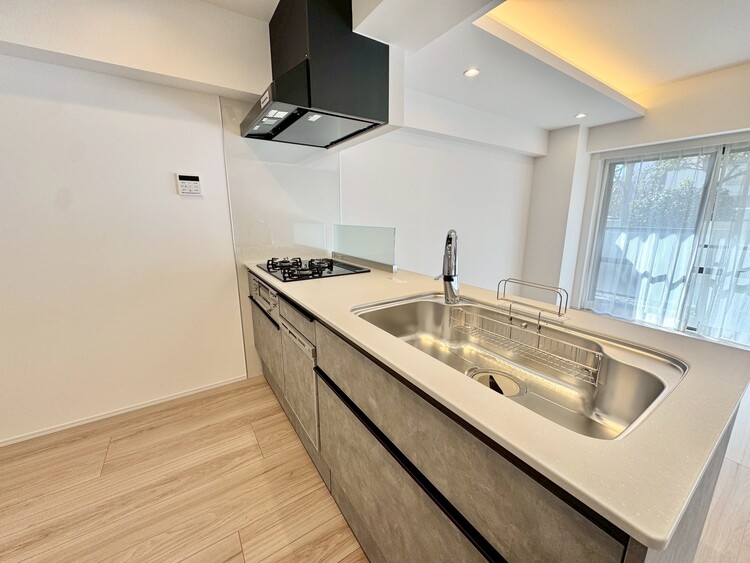 その他 使いやすくスタイリッシュなキッチン空間になっております。