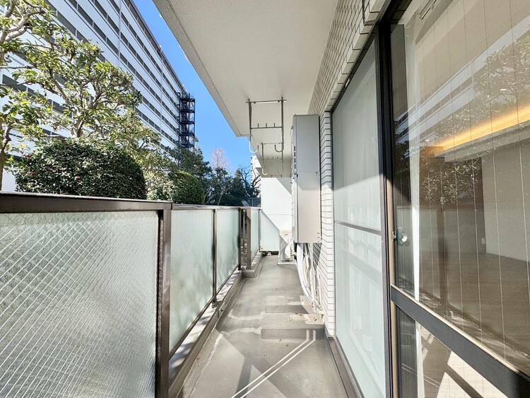 その他 朝の澄んだ空気や、夕方に吹く清々しい風を感じられるバルコニー。