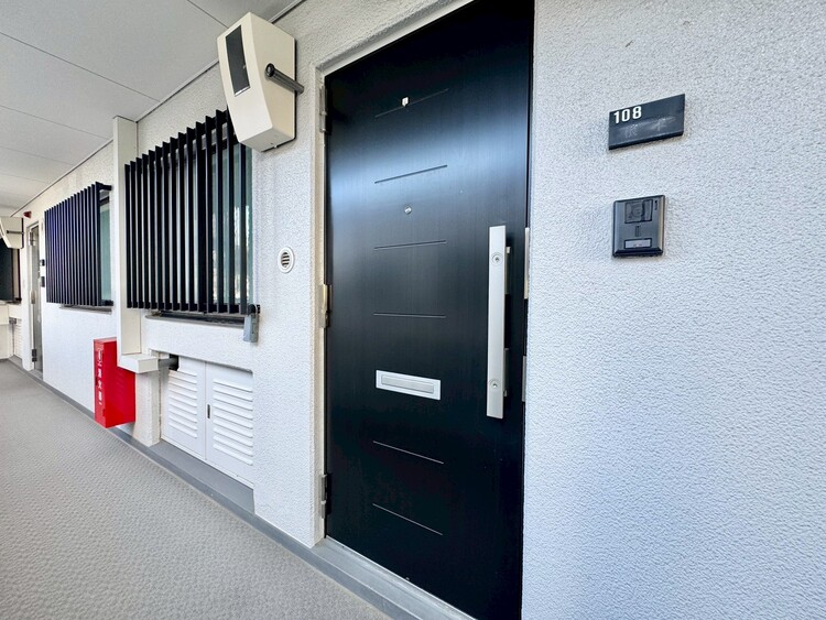 その他 清潔感のある落ち着いた雰囲気の玄関です。