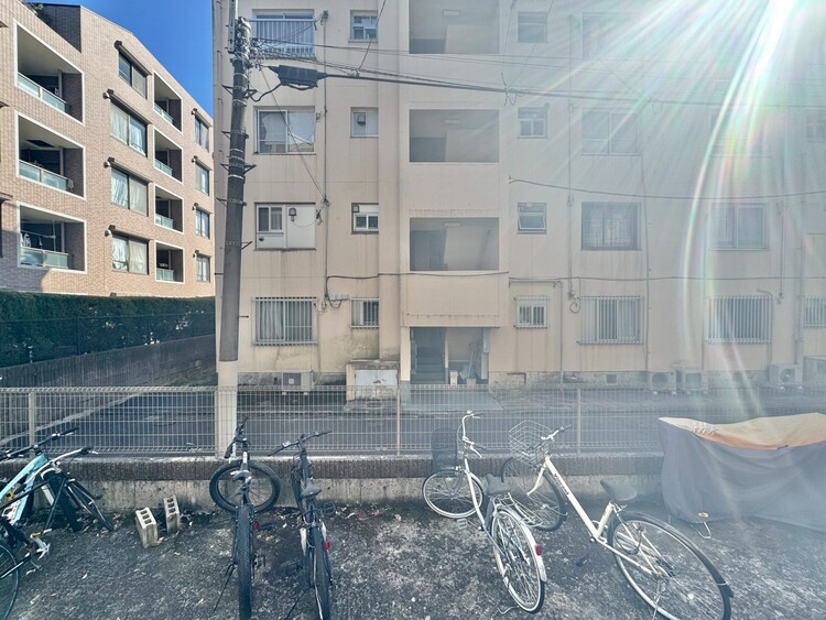 その他 眺望や窓からの景色が良いと、家で過ごす時間も快適です。