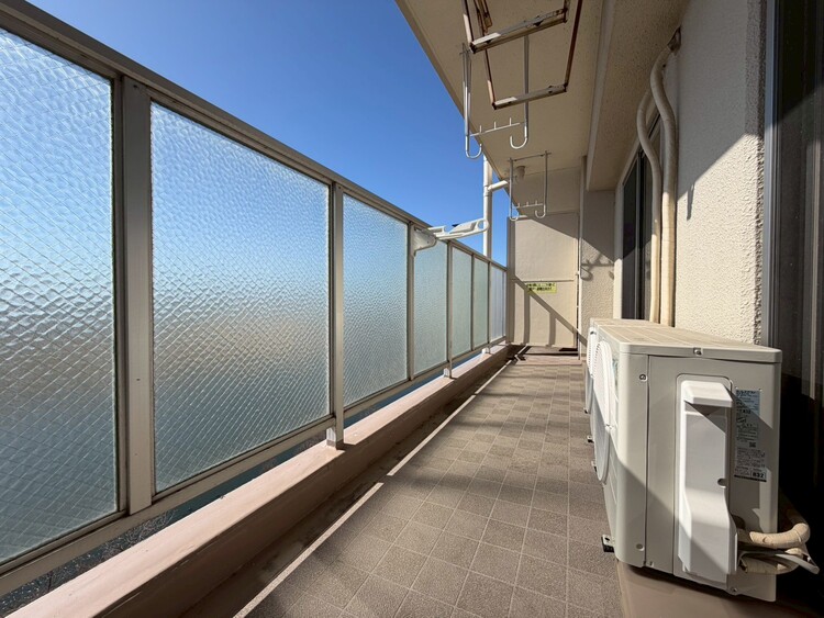 その他 朝の澄んだ空気や、夕方に吹く清々しい風を感じられるバルコニー。