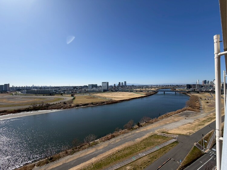 その他 眺望や窓からの景色が良いと、家で過ごす時間も快適です。