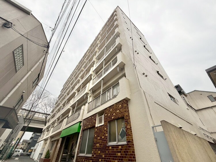 その他 飽きのこないシンプルモダンな外観です。