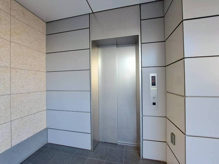 その他 エレベーター完備のため荷物が多くなっても安心。