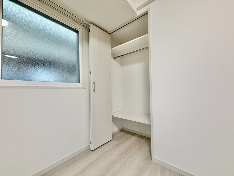 その他 収納スペースが付いていて、お部屋を広く使っていただけます。