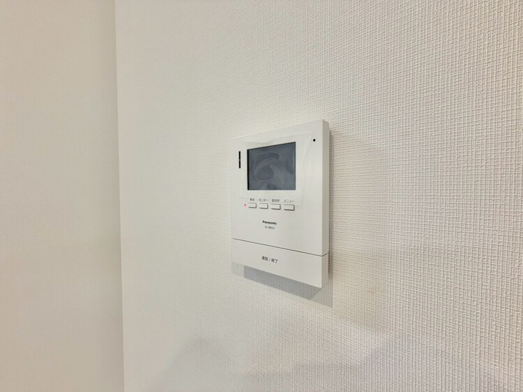 その他 誰が来てもわかる様にモニター付きインターホンを設置。
