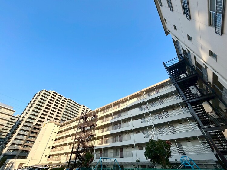 その他 飽きのこないシンプルモダンな外観です。