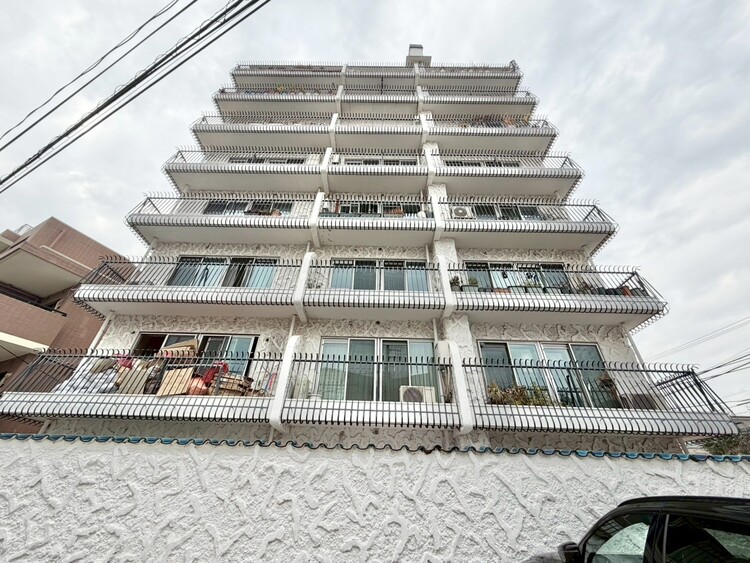 その他 飽きのこないシンプルモダンな外観です。