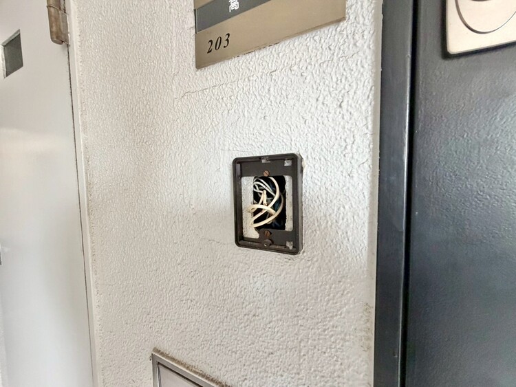 その他 インターホンがあります。