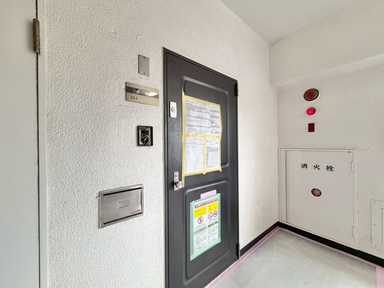 その他 清潔感のある落ち着いた雰囲気の玄関です。