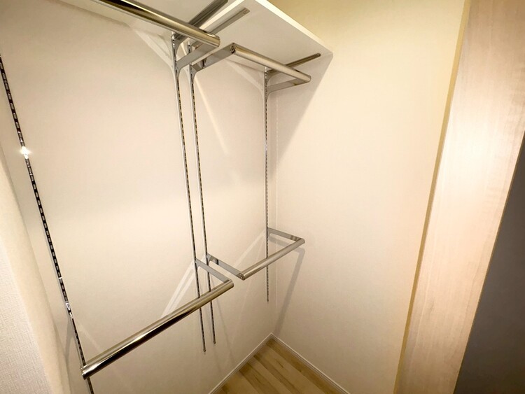 その他 収納スペースが付いていて、お部屋を広く使っていただけます。