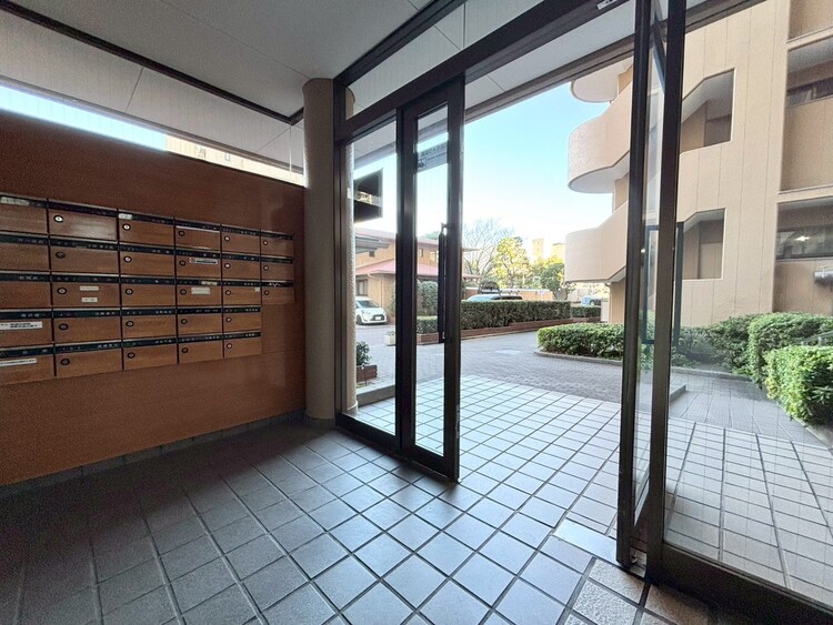 その他 館内は静寂な中が保たれており、管理が行き届いている印象を受けました。