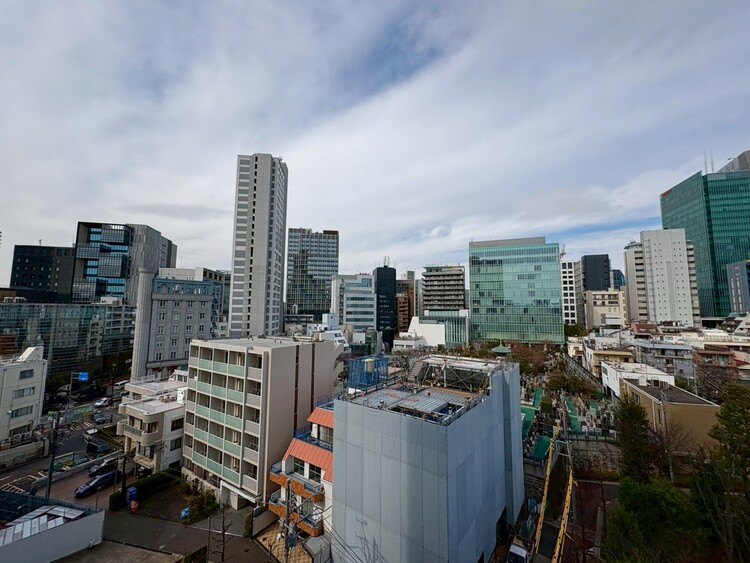 その他 眺望や窓からの景色が良いと、家で過ごす時間も快適です。