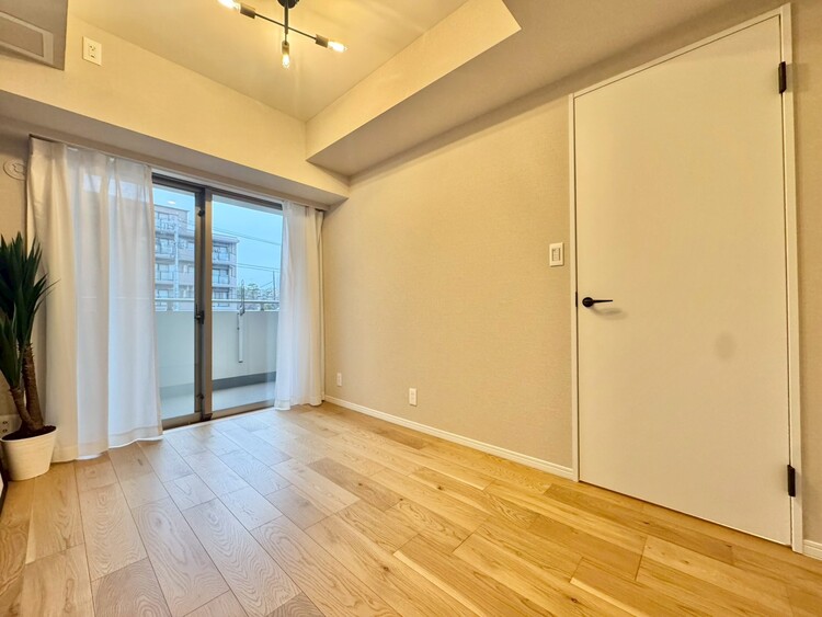 その他 清かで艶やかな時間をもたらしてくれる室内です。