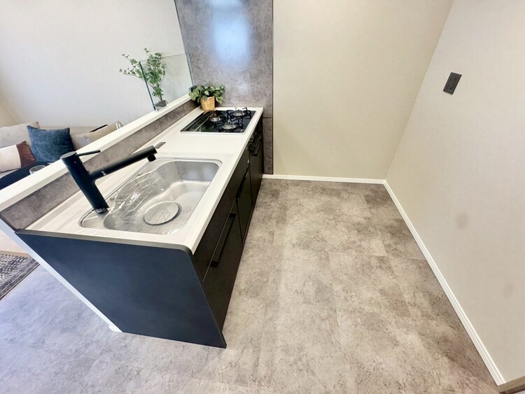 その他 開放感のあるキッチンスペース。調理をしながら、会話も弾みそうですね。